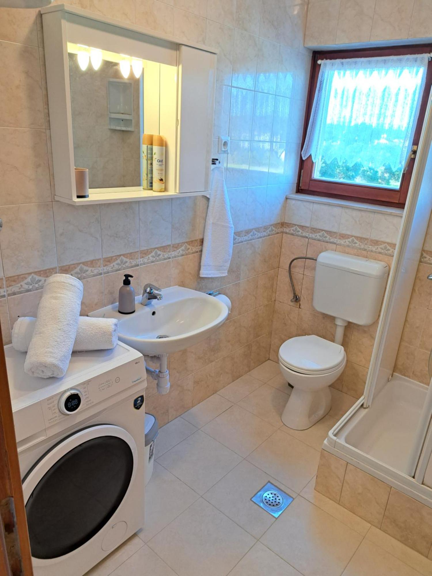 Kresan Soline 2 *